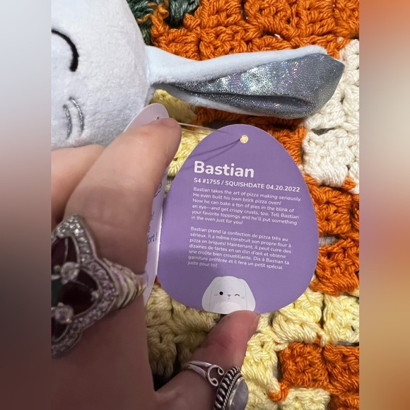 🐰Bastian🐰 the 4 inch bunny Easter Exclusive Eric - Picture 2 of 4